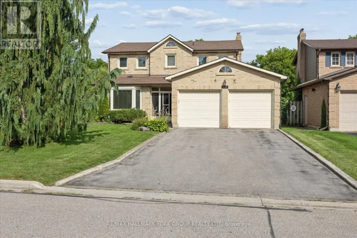 306 ERIN TRAIL, Newmarket (Bristol-London), Ontario L3Y6K1