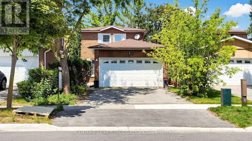 52 LUND STREET, Richmond Hill (North Richvale), Ontario L4C5V7
