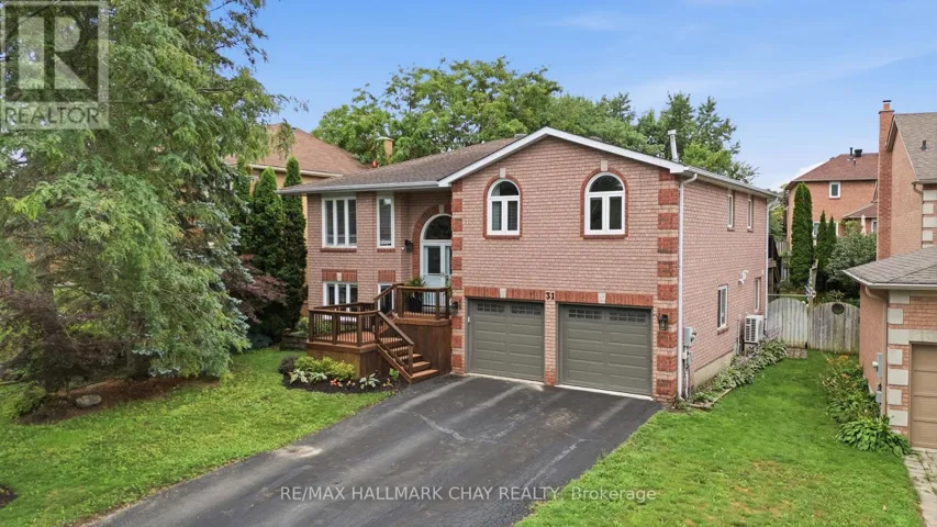31 FALLING BROOK DRIVE, Barrie (Bayshore), Ontario L4N7E9