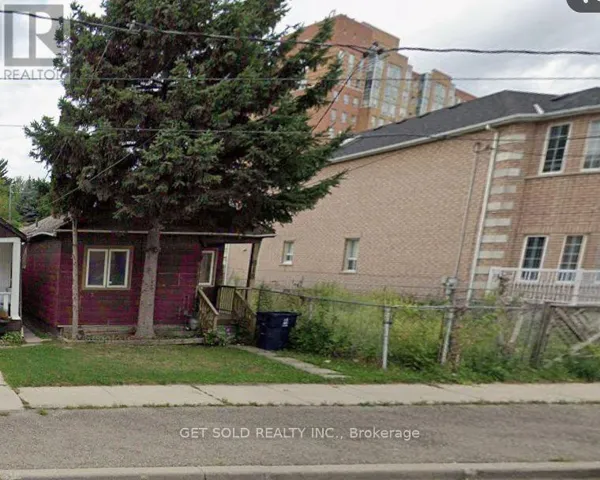 918 KEELE STREET, Toronto (Keelesdale-Eglinton West), Ontario M6N3E7