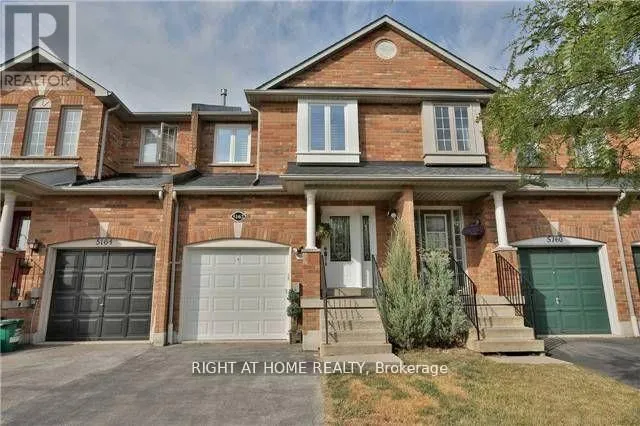 5162 FALCONCREST DRIVE, Burlington (Uptown), Ontario L7L6K6