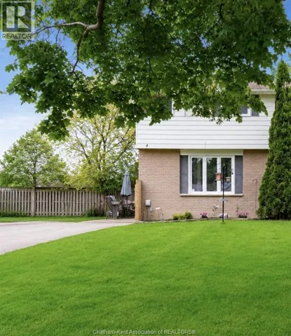 4 Donalda DRIVE, Chatham, Ontario N7L4J5