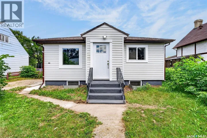 584 7th STREET E, Prince Albert, Saskatchewan S6V0S5