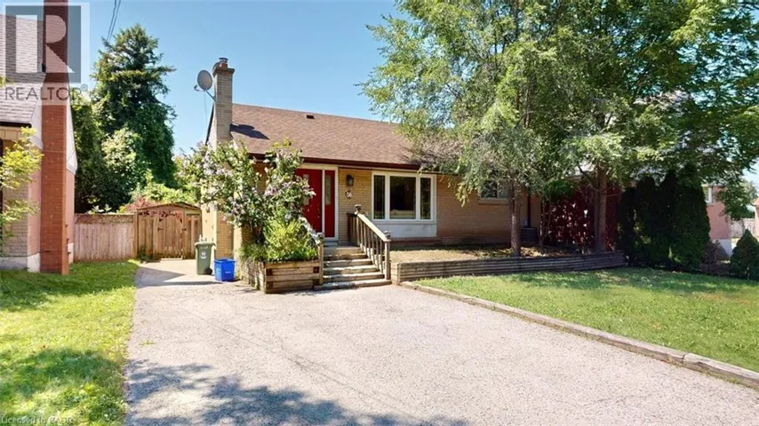 56 LOWER HORNING Road, Hamilton, Ontario L8S3G3