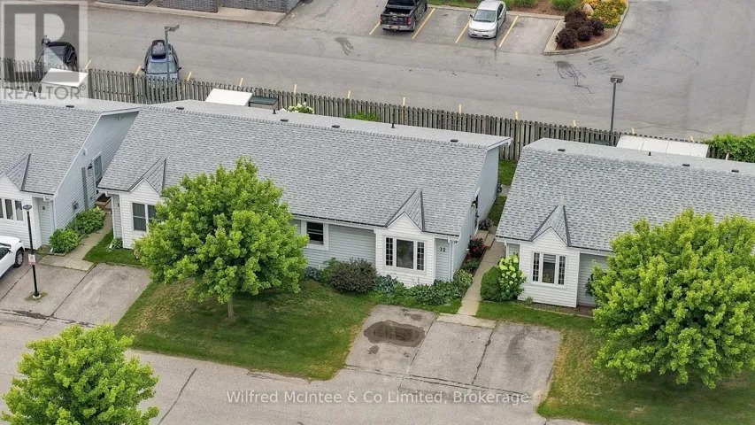 12 - 303 WATERLOO STREET, Saugeen Shores, Ontario N0H2C1