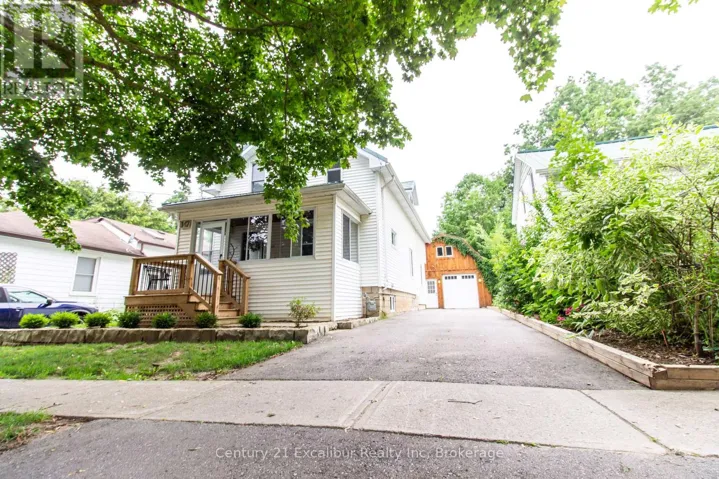 147 ST GEORGE STREET E, Centre Wellington (Fergus), Ontario N1M1K2