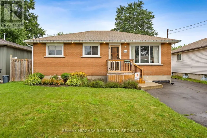 220 CUTRESS AVENUE, Welland (Broadway), Ontario L3C2P8