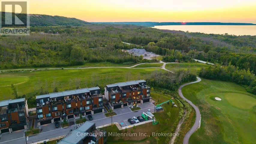 # 22 – 117 SLADDEN COURT, Blue Mountains, Ontario N0H2P0