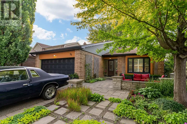 31 MANSFIELD STREET, Brampton (Central Park), Ontario L6S2X8