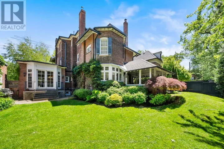 236 POPLAR PLAINS ROAD, Toronto (Casa Loma), Ontario M4V2N7