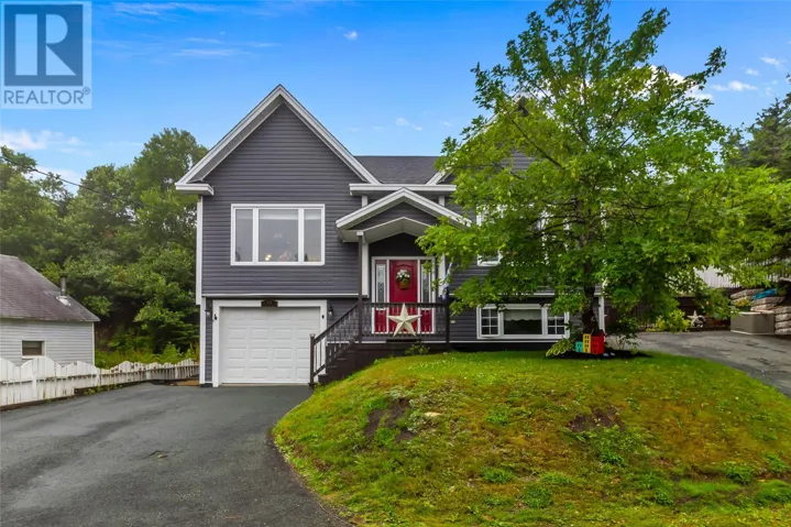 11 Whelans Crescent, Paradise, Newfoundland & Labrador A1L3S6