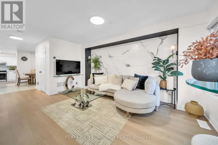 26 TED WRAY CIRCLE, Toronto (Downsview-Roding-CFB), Ontario M3L0G5