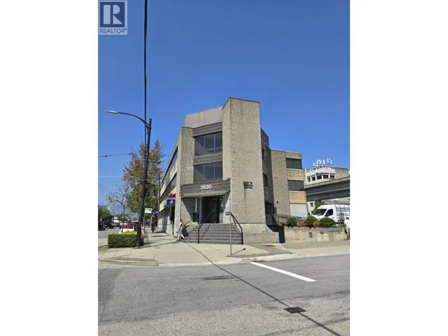 201 2620 COMMERCIAL DRIVE, Vancouver, British Columbia V5N4C4