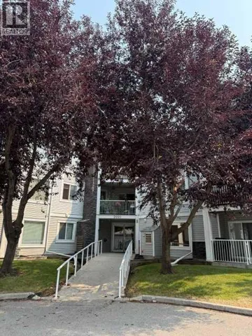 205, 3205 Valleyview Park SE, Calgary, Alberta t2b3r6