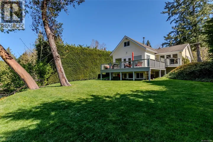 2664 Heald Rd, Shawnigan Lake, British Columbia V0R2W0