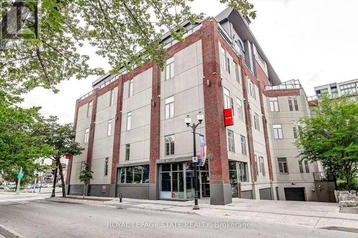 214 - 80 KING WILLIAM STREET, Hamilton (Beasley), Ontario L8R0A1