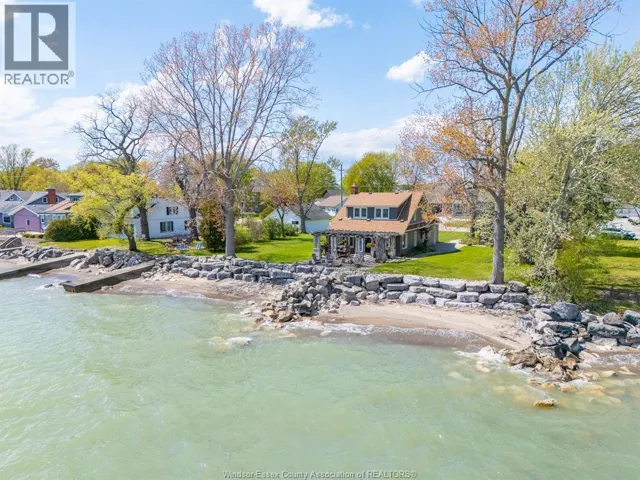1465 HERITAGE ROAD, Kingsville, Ontario N9Y2E6