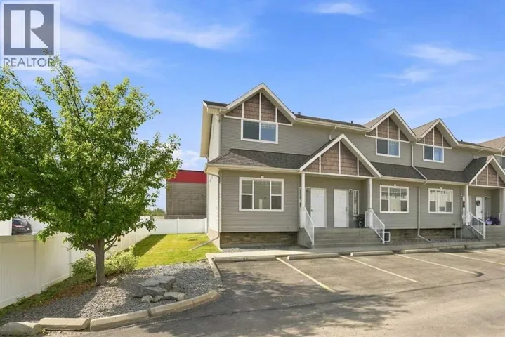 115, 50 Lucky Place, Sylvan Lake, Alberta T4S0E3