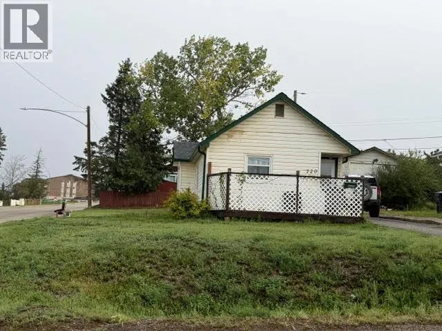 720 98 Avenue, Dawson Creek, British Columbia V1G1S2