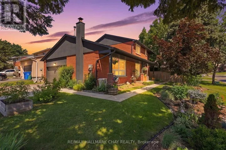 278 CARLISLE STREET, Newmarket (Bristol-London), Ontario L3Y6C1