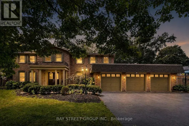 244 COLCHESTER DRIVE, Oakville (MO Morrison), Ontario L6J5S5