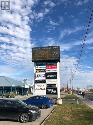 UNIT #14 - 550 LANSDOWNE STREET W, Peterborough (Town Ward 3), Ontario K9J8J8