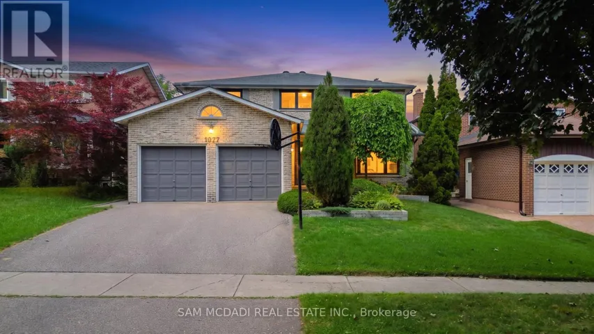 1077 SAGINAW CRESCENT, Mississauga (Lorne Park), Ontario L5H3W4