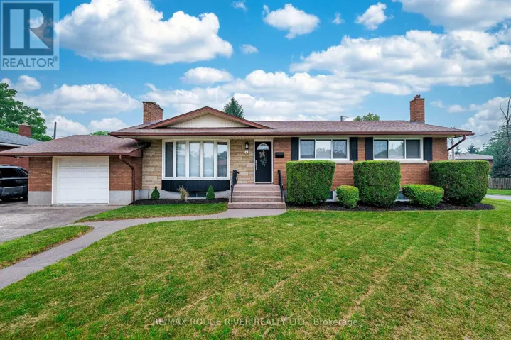 25 CLEARVIEW HEIGHTS, St. Catharines (Burleigh Hill), Ontario L2T2W2