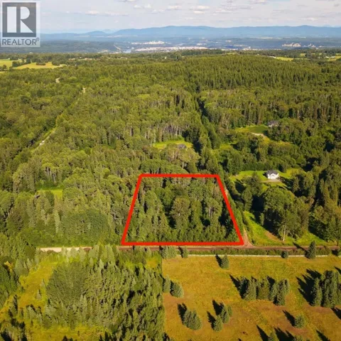 8142 RIDGE DRIVE, Prince George, British Columbia V2M7C8