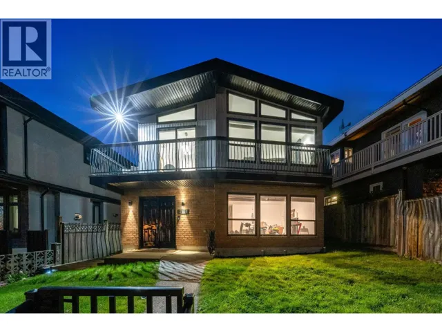 2131 FRASERVIEW DRIVE, Vancouver, British Columbia V5P2N2