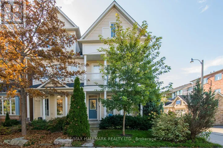15 WHISTLE POST STREET, Toronto (East End-Danforth), Ontario M4E3W7