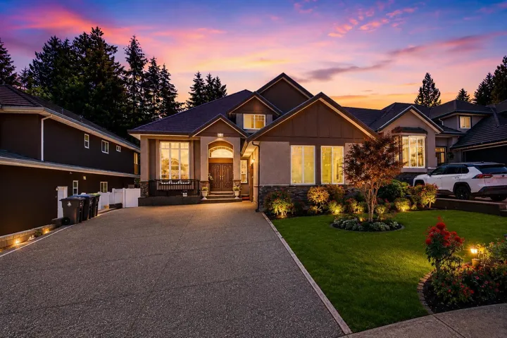 16758 86 AVENUE, Surrey, British Columbia V4N5N4