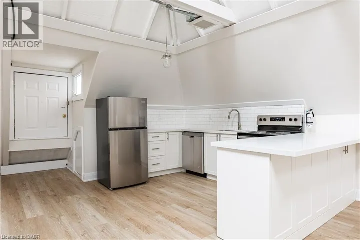 106 EAST Avenue S Unit# 4, Hamilton, Ontario L8N2T7