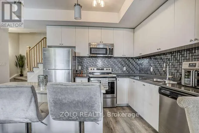 218 - 1555 KINGSTON ROAD, Pickering (Town Centre), Ontario L1V0E9