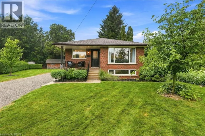10 TAYLOR Crescent, Dundas, Ontario L9H6B3