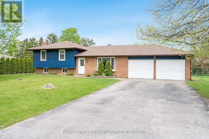 201 PARKSIDE CRESCENT, Innisfil (Stroud), Ontario L9S1G2