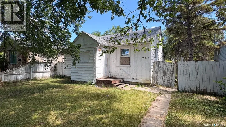967 RAE STREET, Regina, Saskatchewan S4T2B5