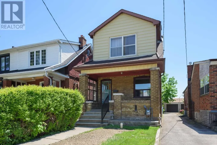 155 EARLSDALE AVENUE, Toronto (Oakwood Village), Ontario M6E1L3