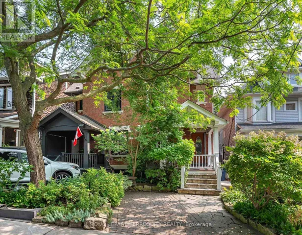 89 LEUTY AVENUE, Toronto (The Beaches), Ontario M4E2R2