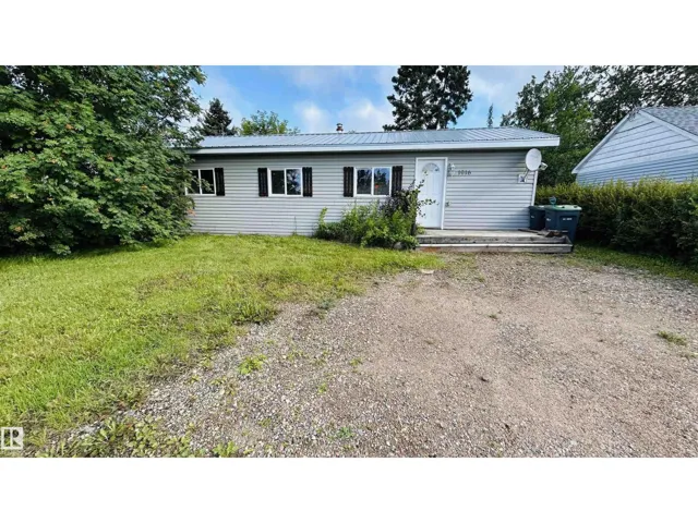 1016 16 AV, Cold Lake, Alberta T9M1L6