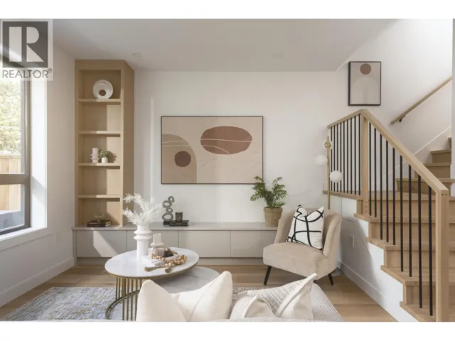 920 E 16TH AVENUE, Vancouver, British Columbia V5T2V9