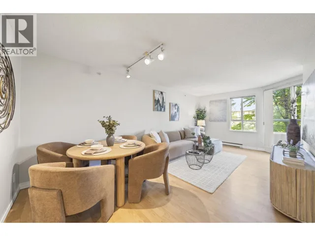 406 3489 ASCOT PLACE, Vancouver, British Columbia V5R6B6