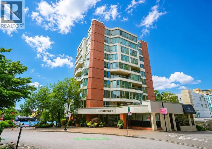 304 1675 HORNBY STREET, Vancouver, British Columbia V6Z2M3