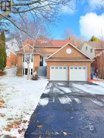 MAIN AND UPPER - 41 BROADBRIDGE DRIVE, Toronto (Rouge), Ontario M1C3K5