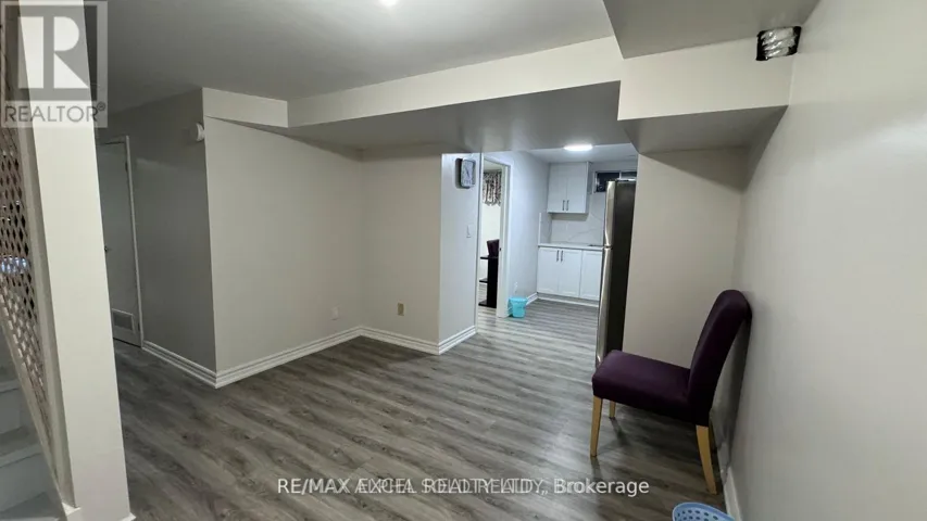 BSMT - 38 SAINTSBURY SQUARE, Toronto (Milliken), Ontario M1V3K2