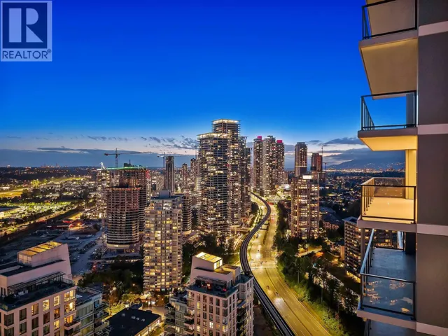 3705 2135 SPRINGER, Burnaby, British Columbia V5B0C1