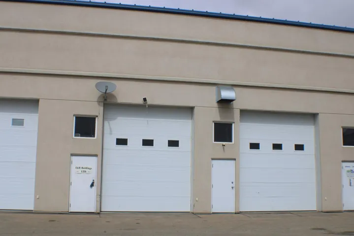 203 & 204, 203 & 204, 79 Boulder Blvd., Stony Plain, Alberta T7Z1V6