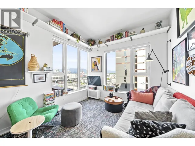 703 983 E HASTINGS STREET, Vancouver, British Columbia V6A0G9