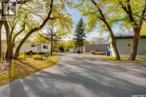 1524 Rayner AVENUE, Saskatoon, Saskatchewan S7N1Y1