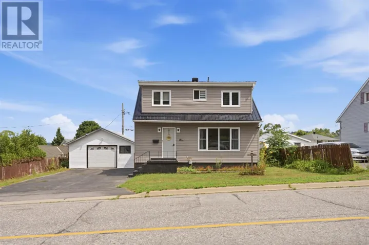70 Spruce AVE, Elliot Lake, Ontario P5A2B8
